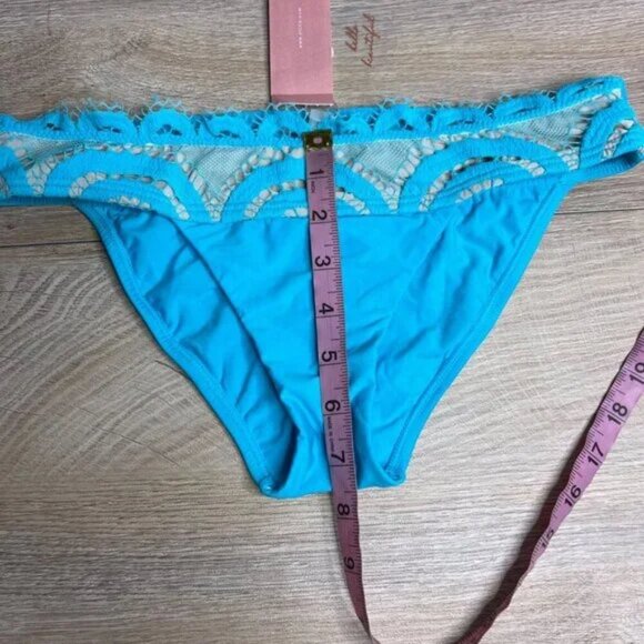 NWT Pilyq Marine Banded Lace Bikini Bottoms Cheeky Low Rise High Thigh M - Picture 10 of 10